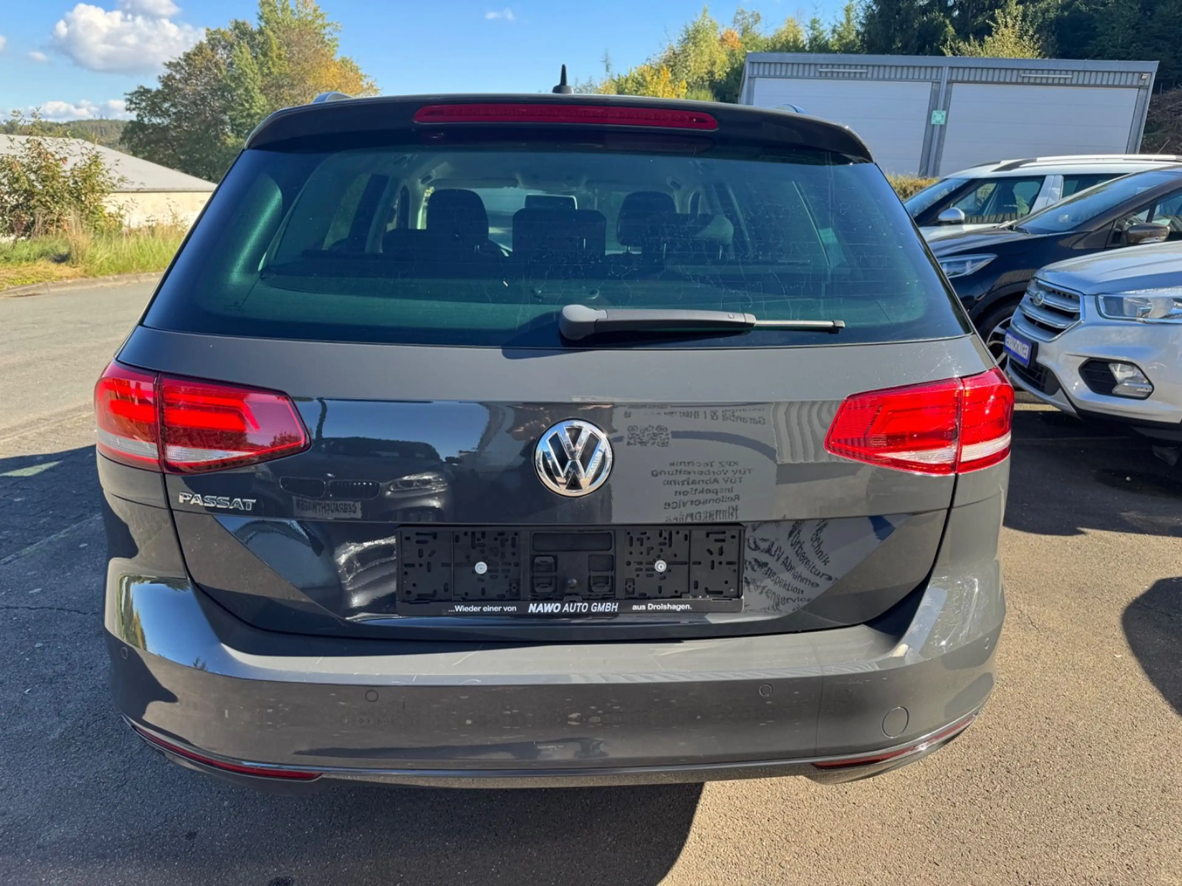 Volkswagen Passat Variant 1,4 Navi-AHK-Tüv/Au neu-Scheckhef — photo 8