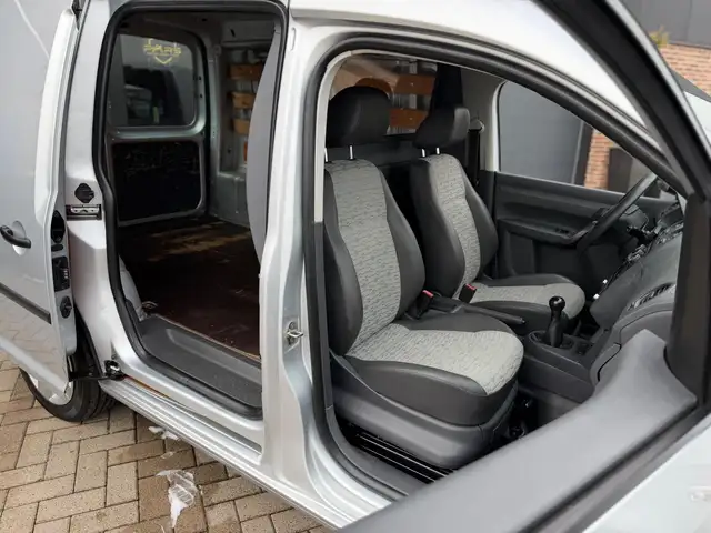 Volkswagen Caddy view 19