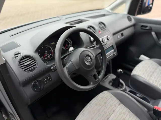 Volkswagen Caddy view 16