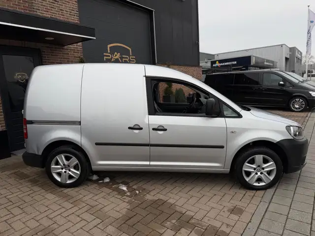 Volkswagen Caddy view 7