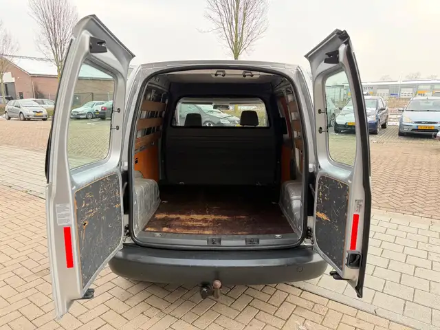 Volkswagen Caddy view 26