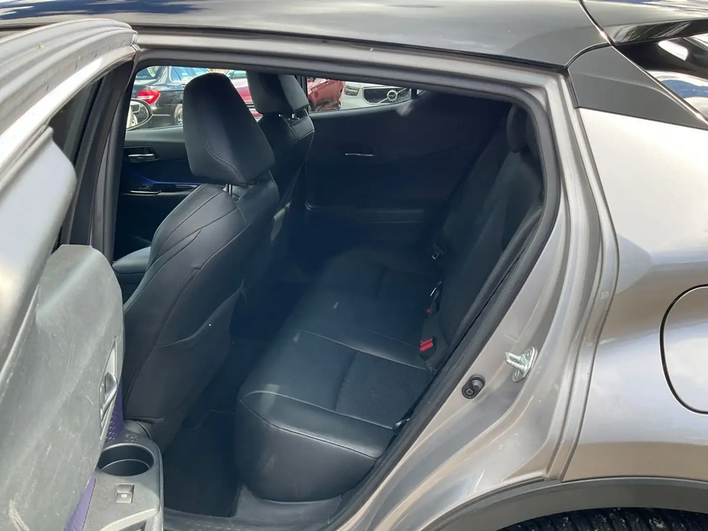 Toyota C-HR 1.2 Turbo Style Gris - 2