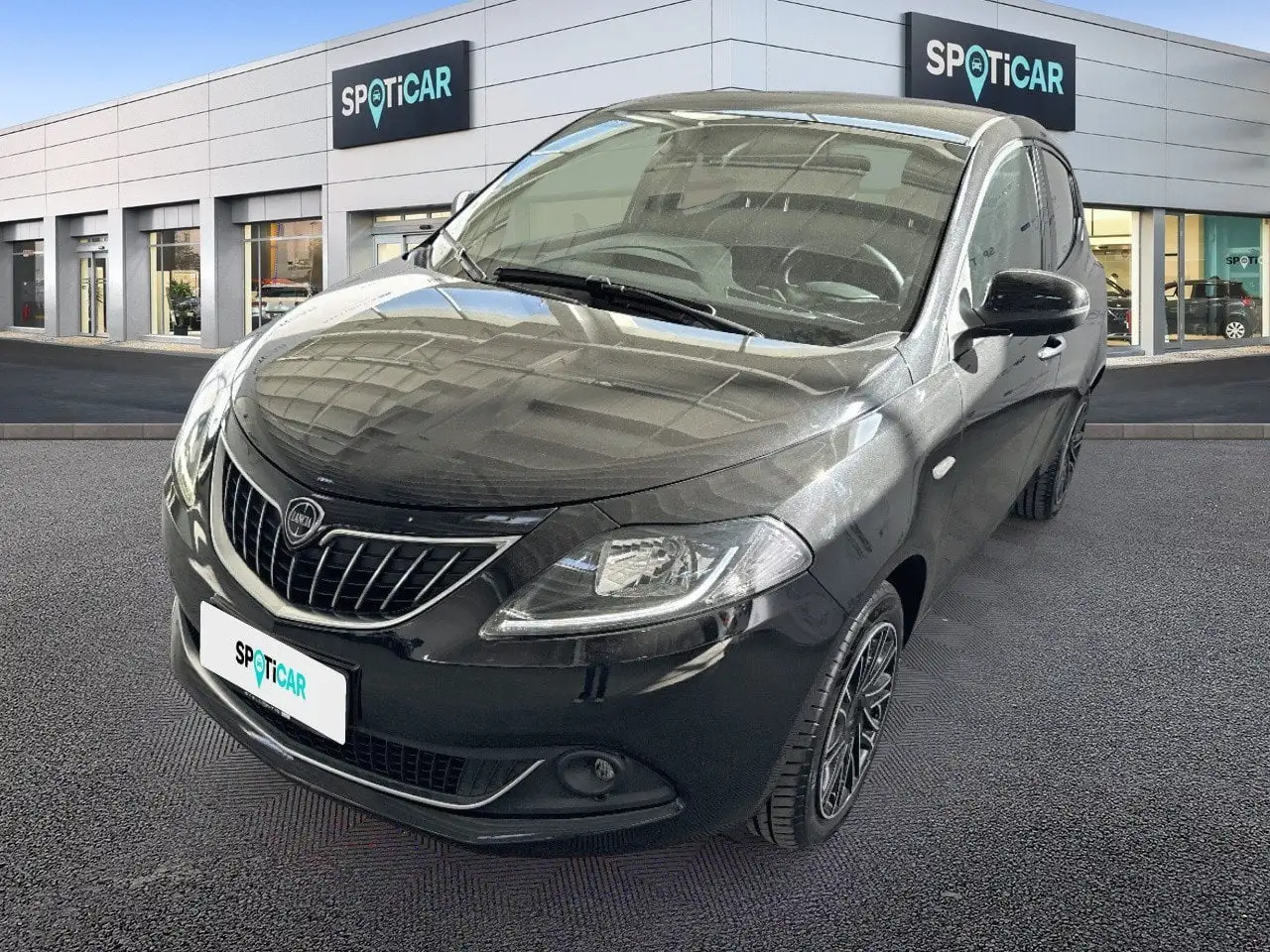 Lancia Ypsilon