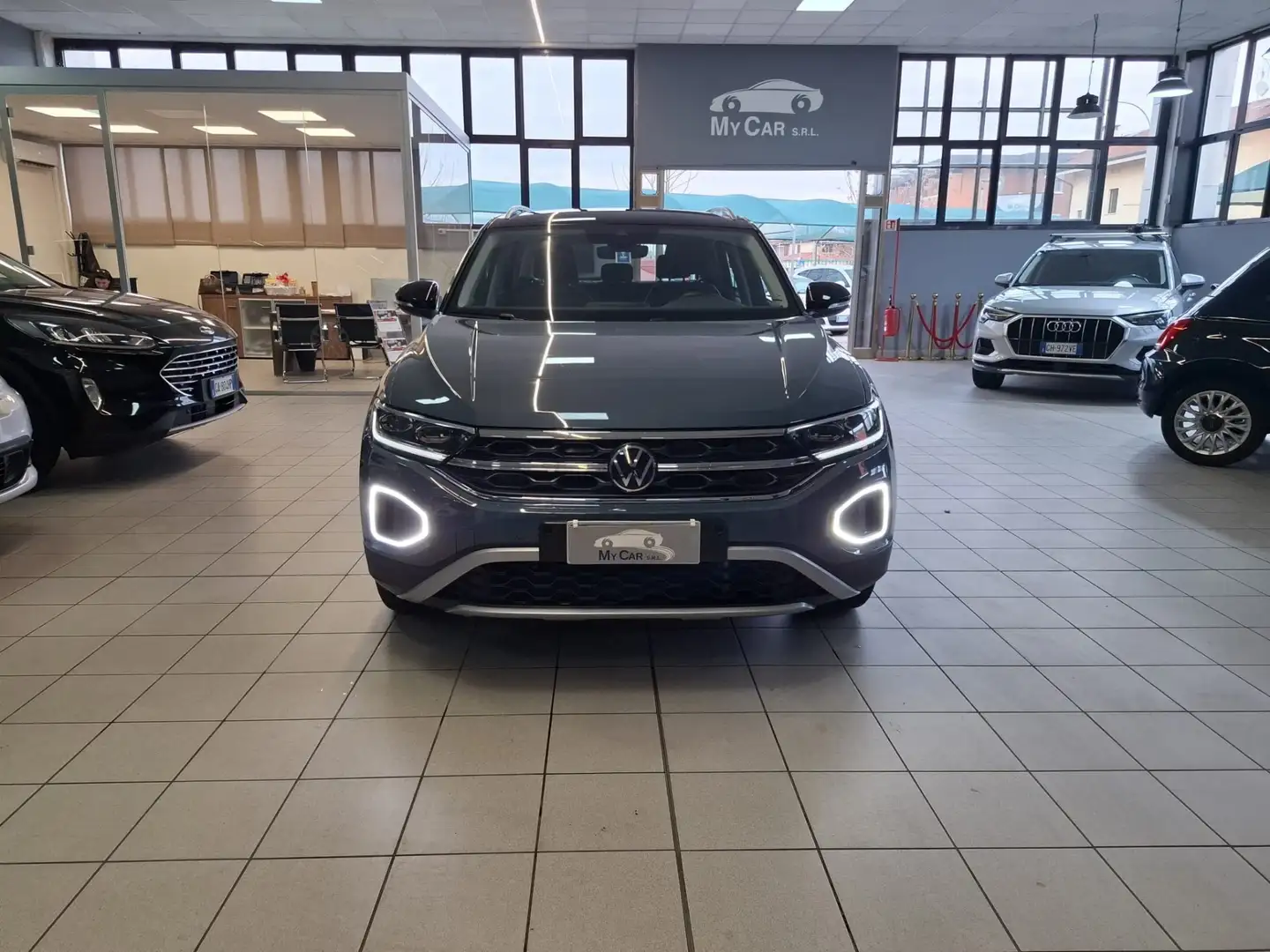 Volkswagen T-Roc Benzina Manuale IVA COMPRESA - 2