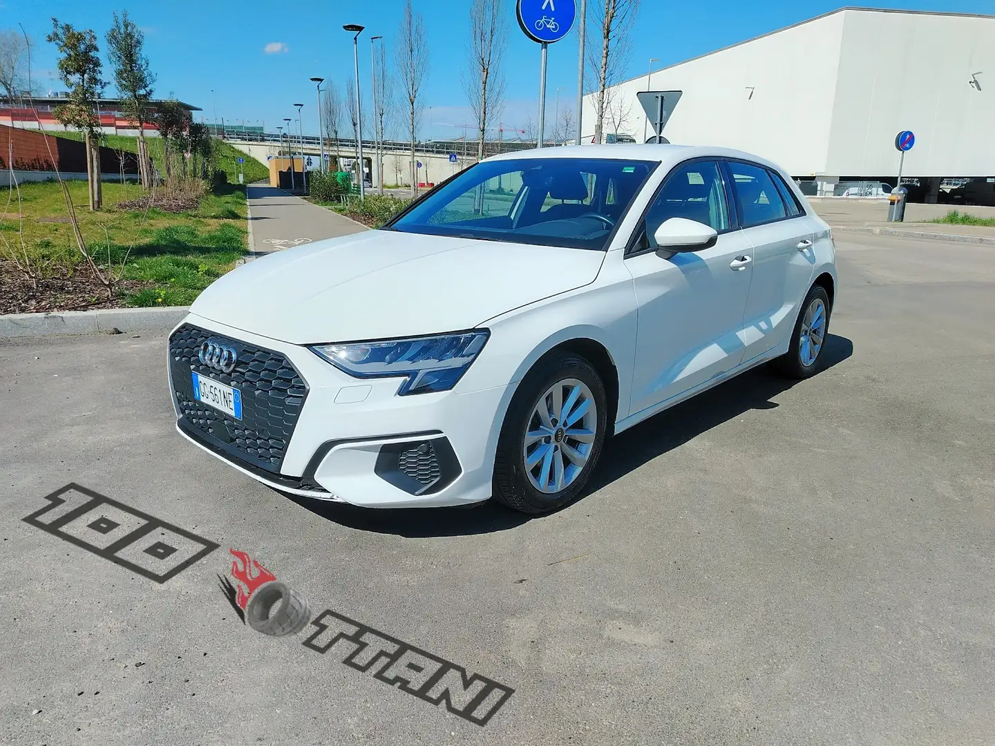 Audi A3 Sportback 30 1.5 g-tron S line edition s-tronic Wit - 1