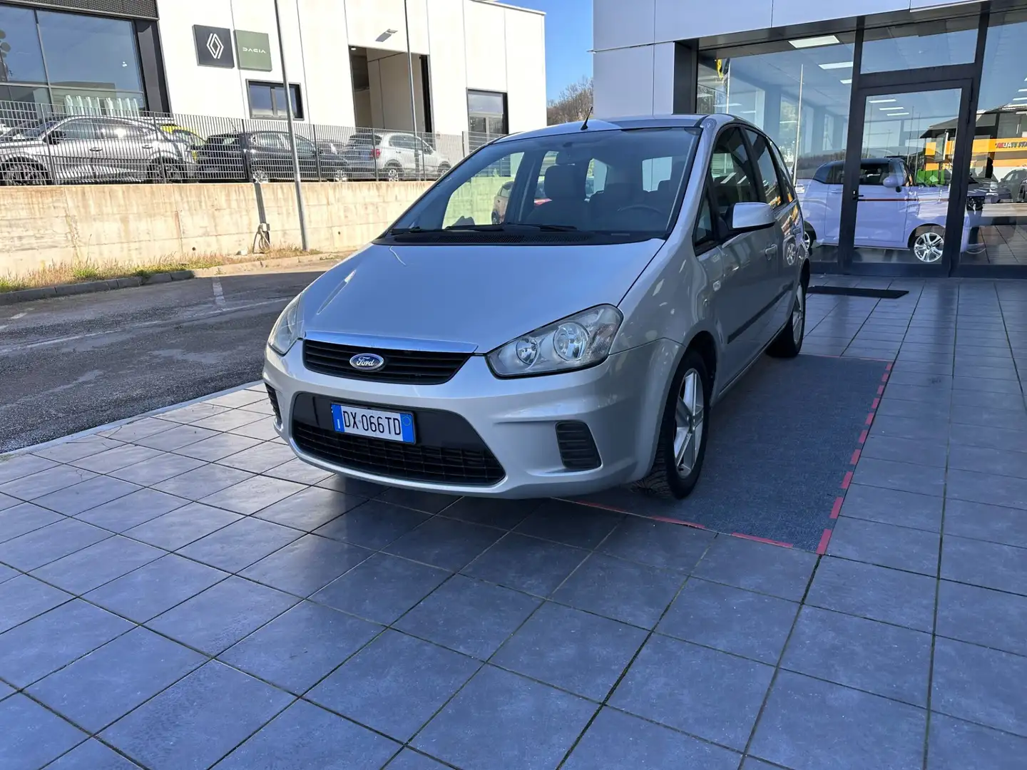 Ford C-Max C-Max 1.6 TDCi 110 CV Titanium DPF Grau - 1