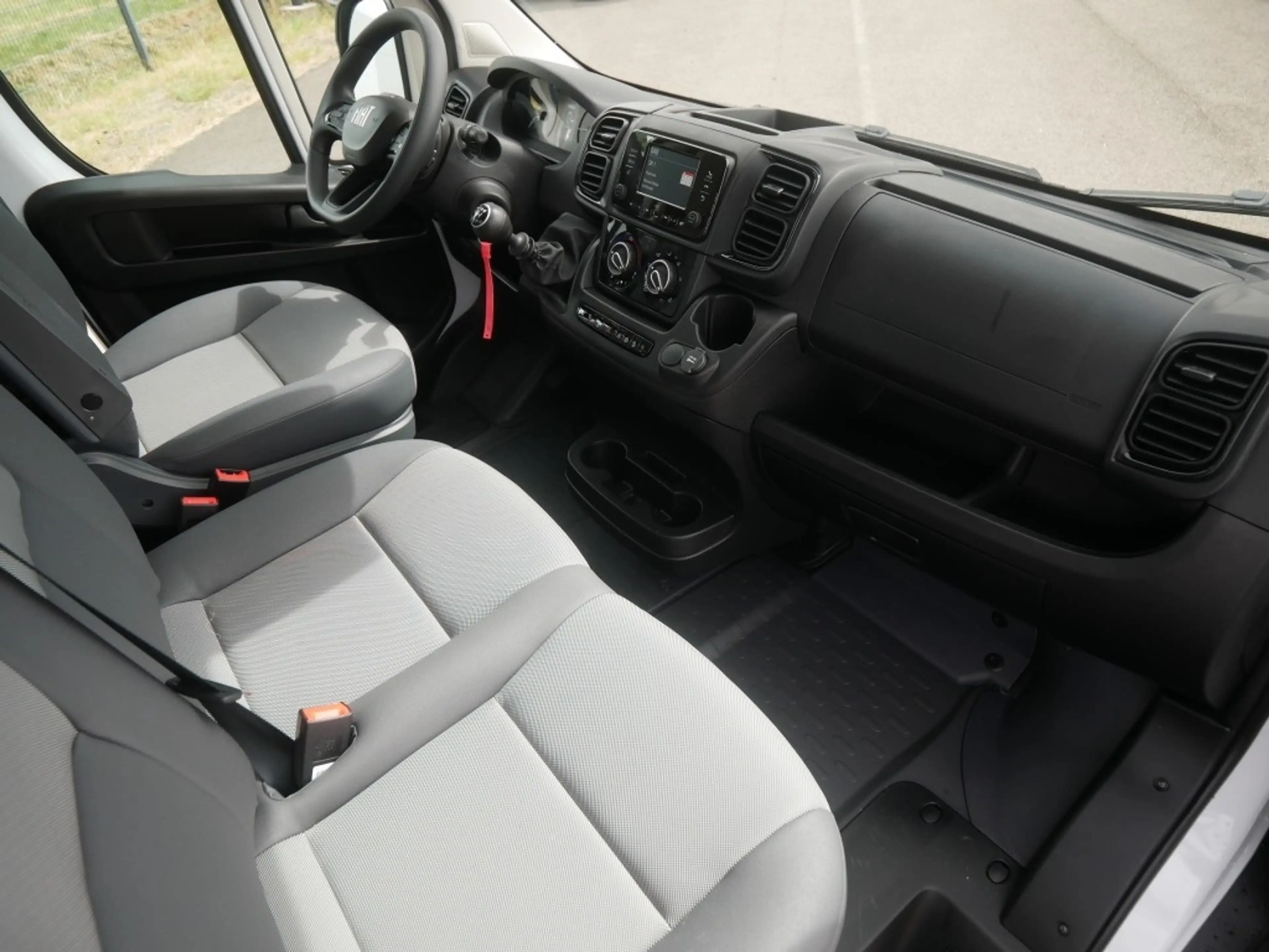 Fiat Ducato 35 MAXI L4H1 PRITSCHE 140PS MJET WORKSITE AHK — photo 11