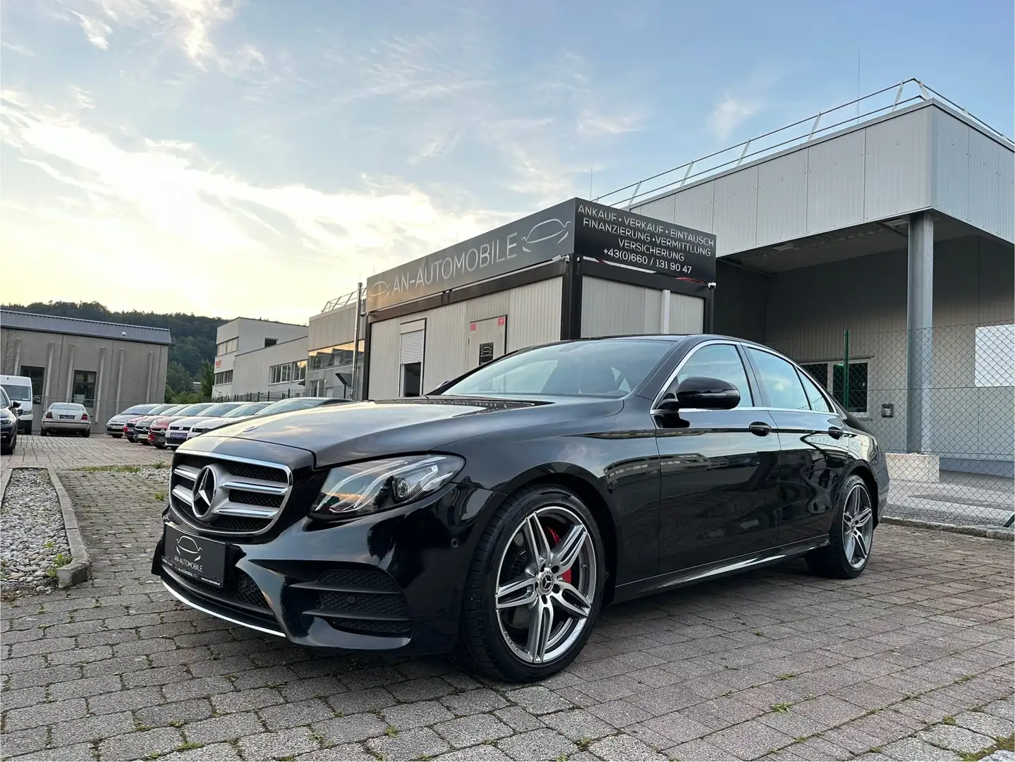 Mercedes-Benz E 220 d Aut. AMG-Line Finanzierung möglich Schwarz - 1
