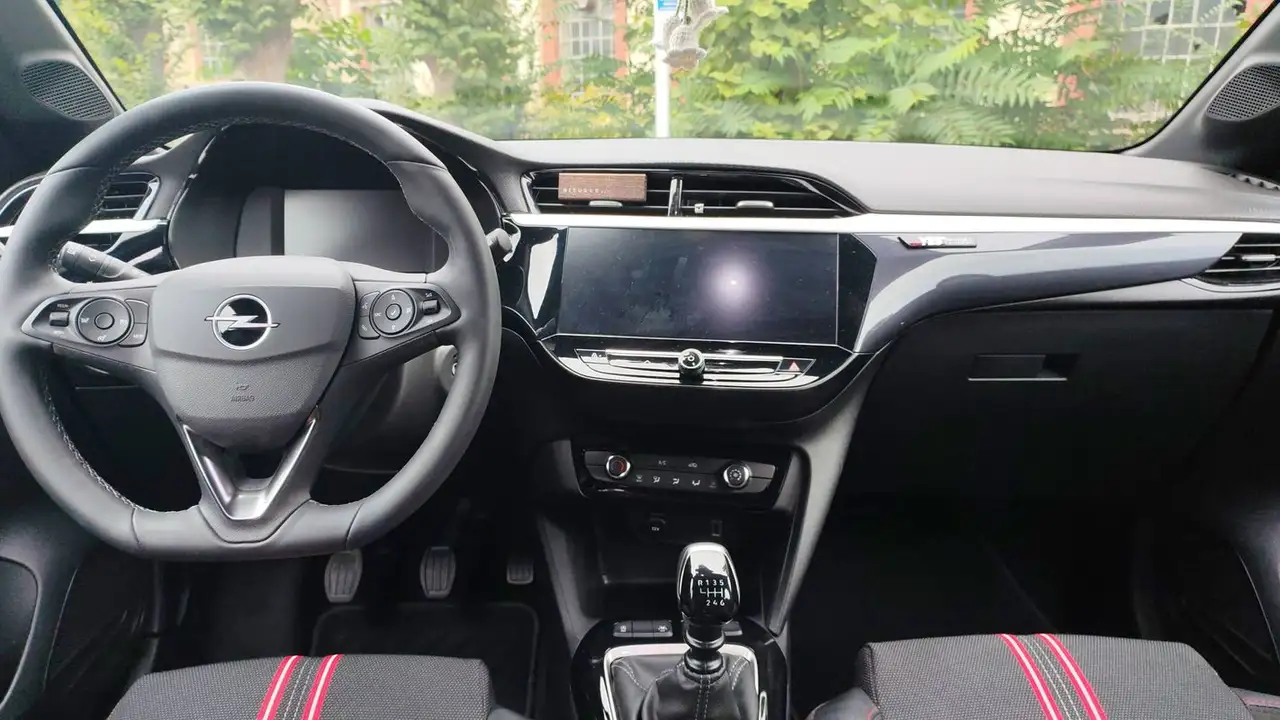 Opel Corsa Corsa — photo 11