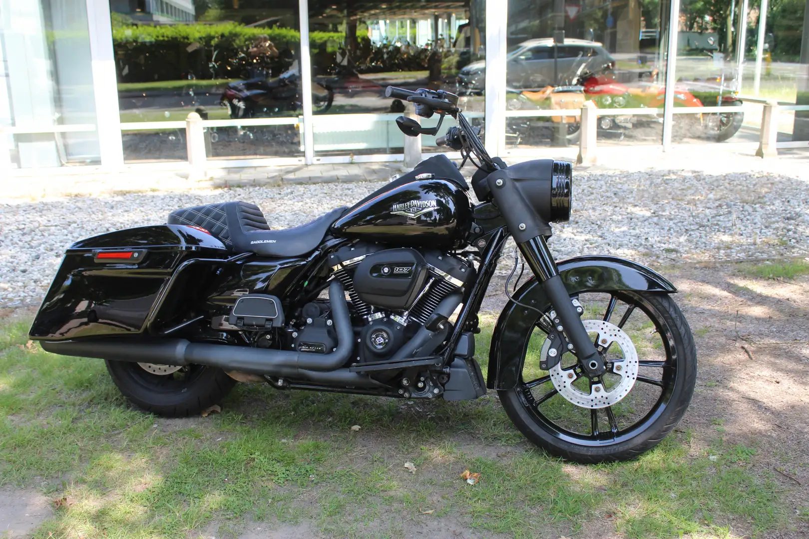 Harley-Davidson Road King FLHR-C Road King Czarny - 1