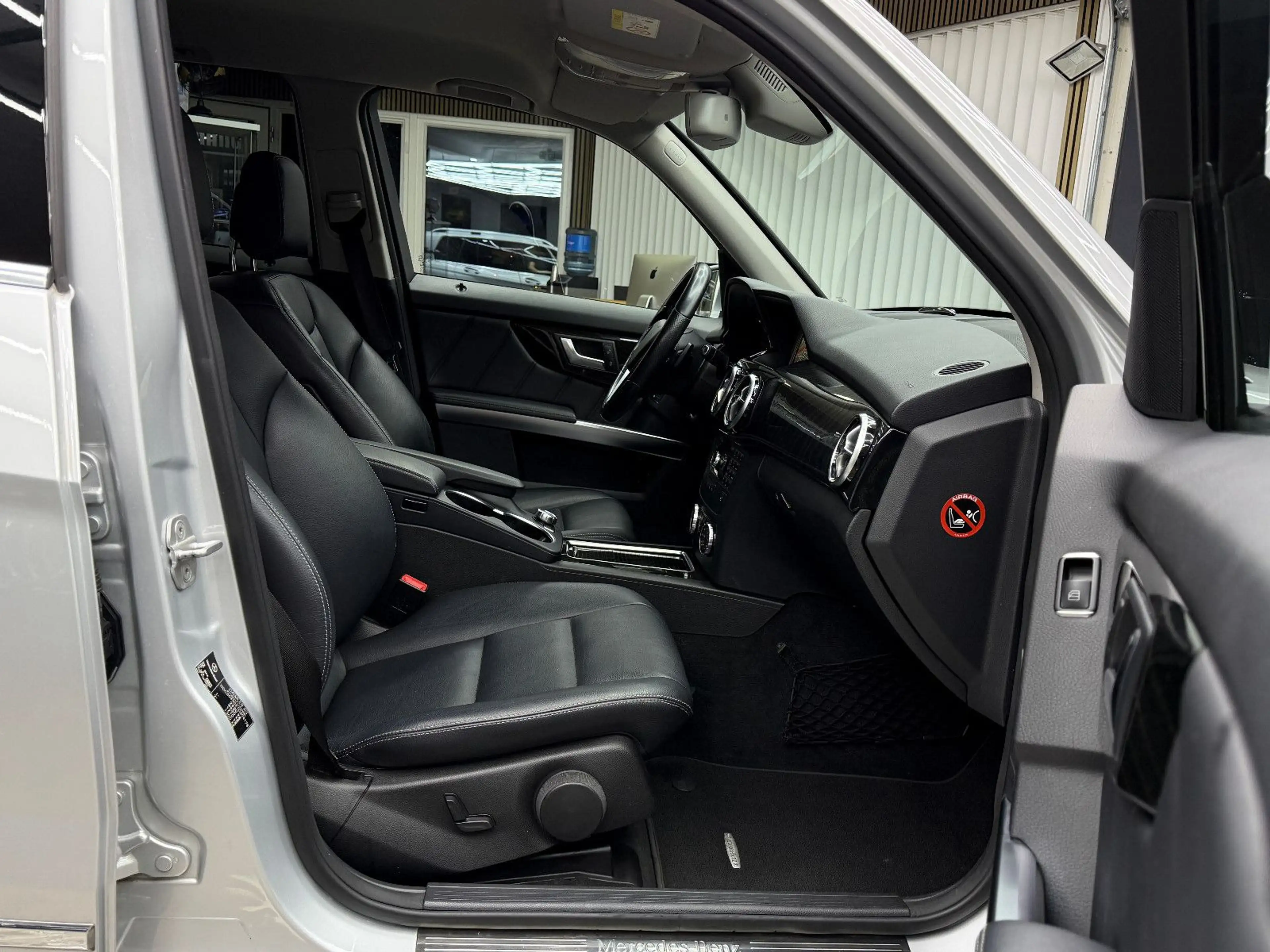 Mercedes-Benz GLK 220 CDI BlueEfficiency Keyl. Distr. 360° AHK — photo 14