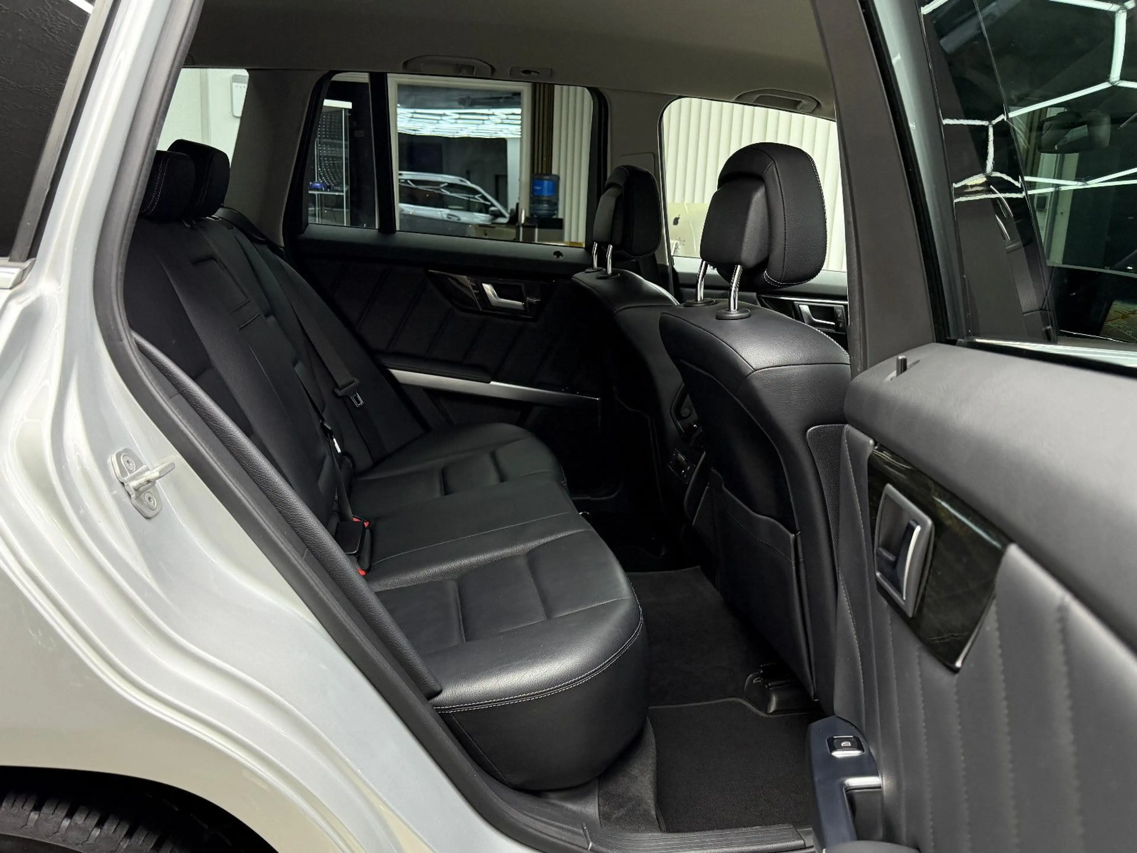 Mercedes-Benz GLK 220 CDI BlueEfficiency Keyl. Distr. 360° AHK — photo 13