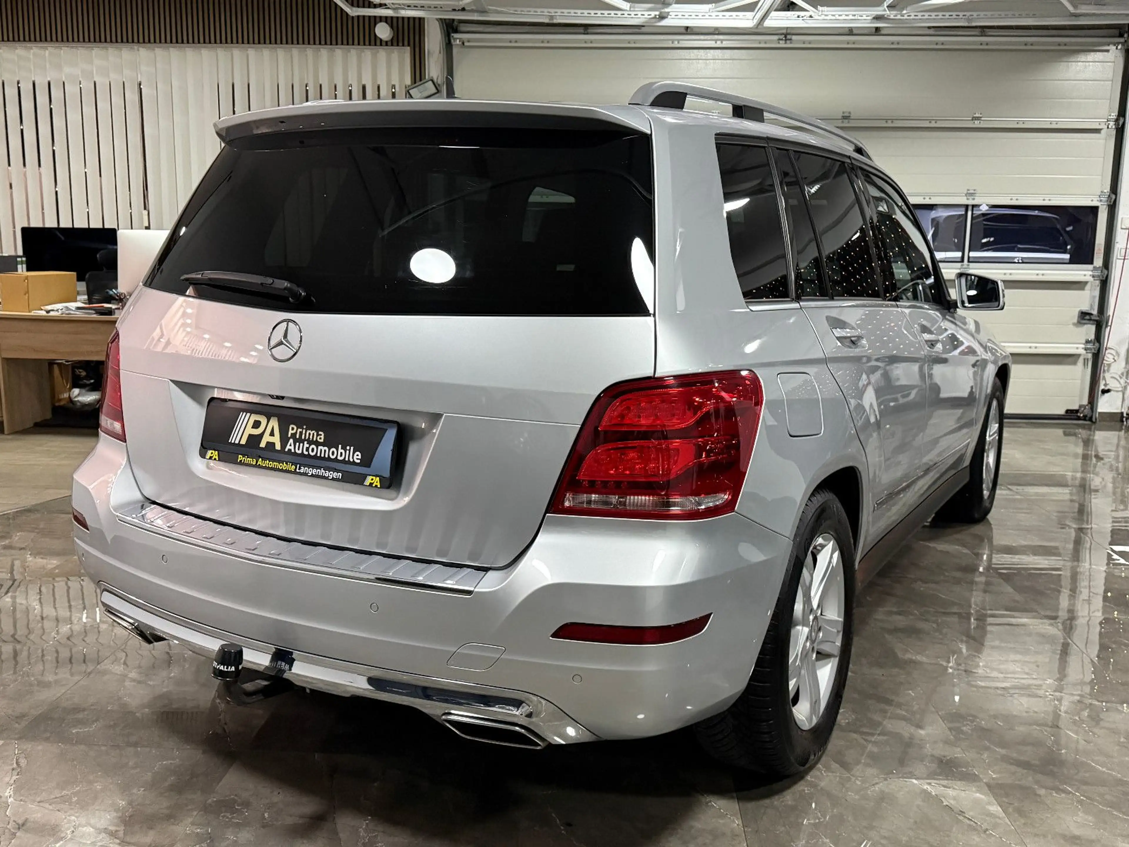Mercedes-Benz GLK 220 CDI BlueEfficiency Keyl. Distr. 360° AHK — photo 4