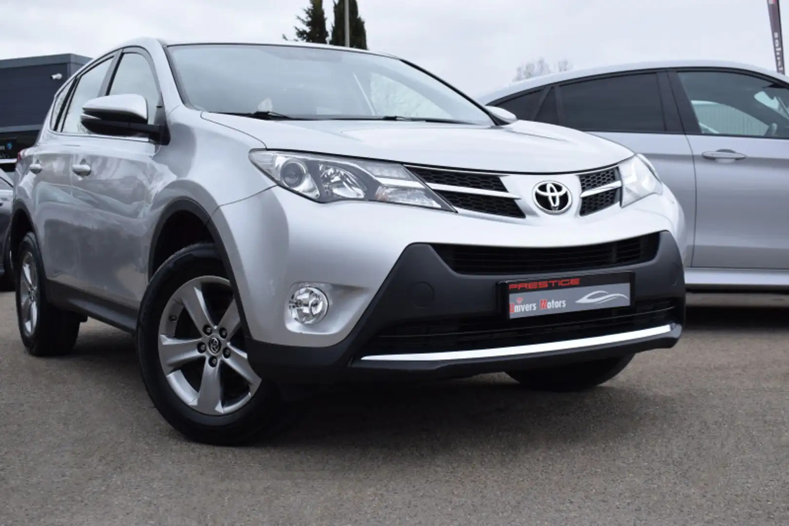 Toyota RAV 4 124 D-4D LIFE 2WD Gris - 1