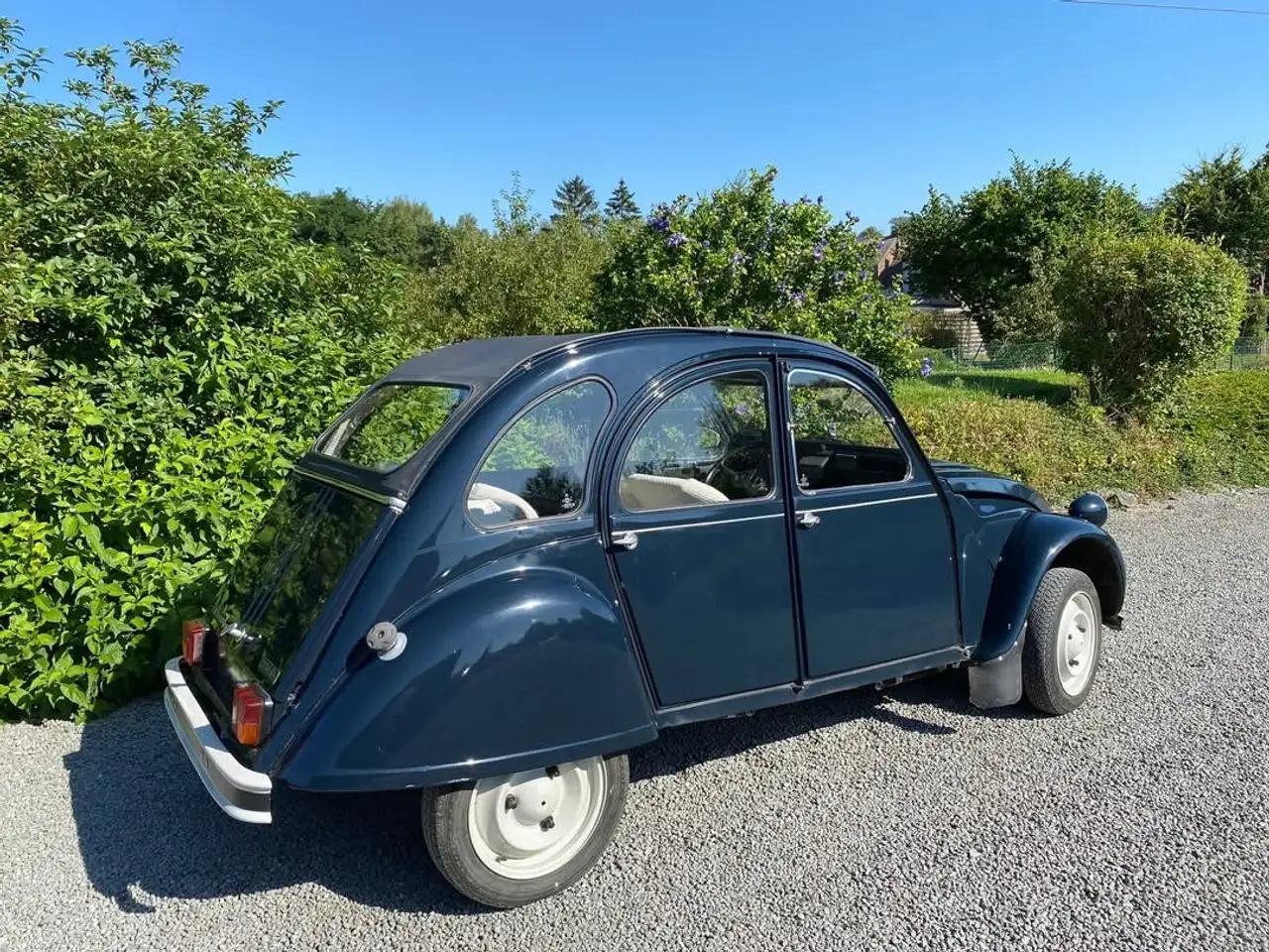 Citroen 2CV Bleu Nuit, foto 3