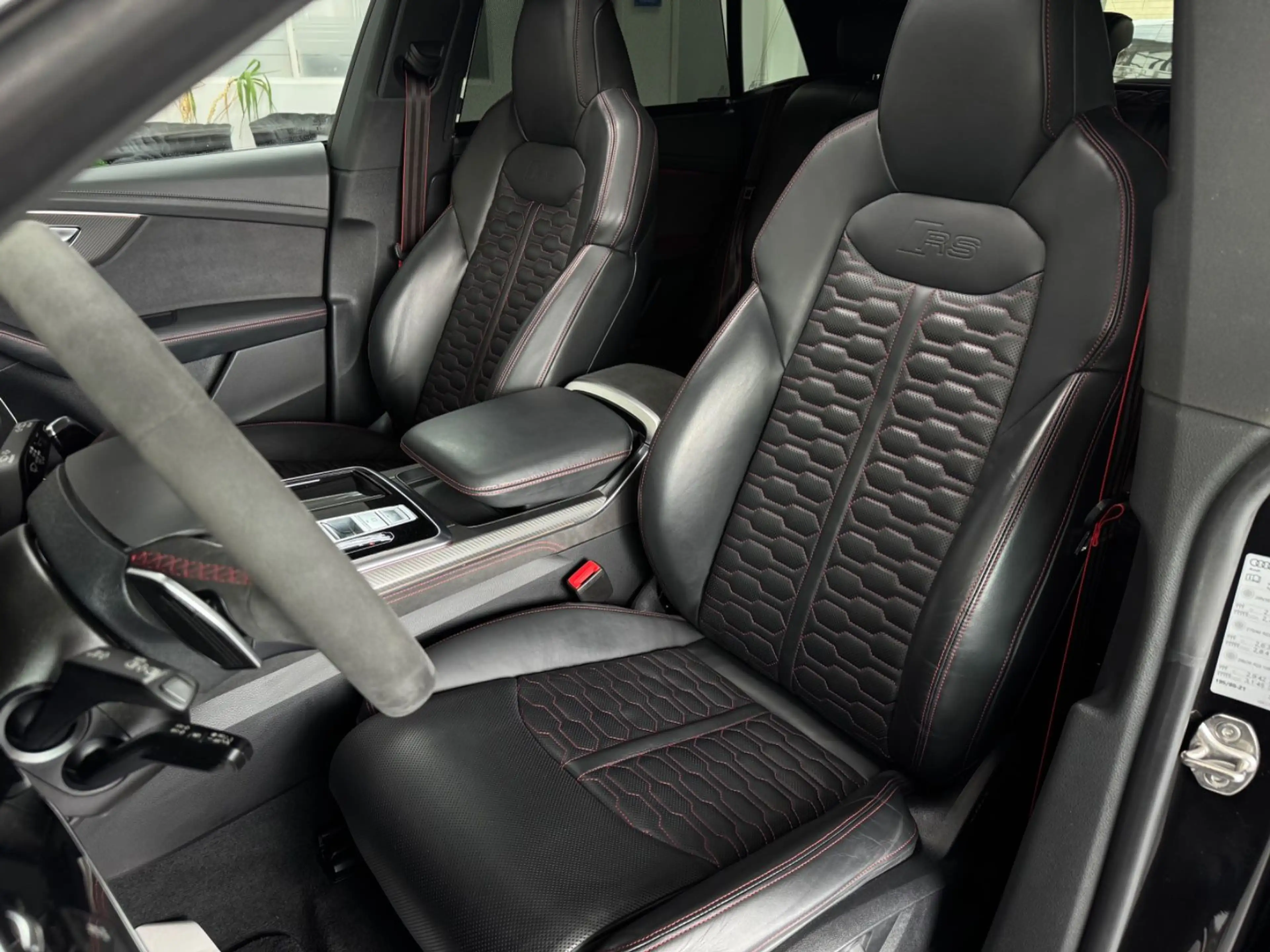 Audi RS Q8 4.0 TFSI quattro *PANO*MATRIX*B&O*AGA — photo 10