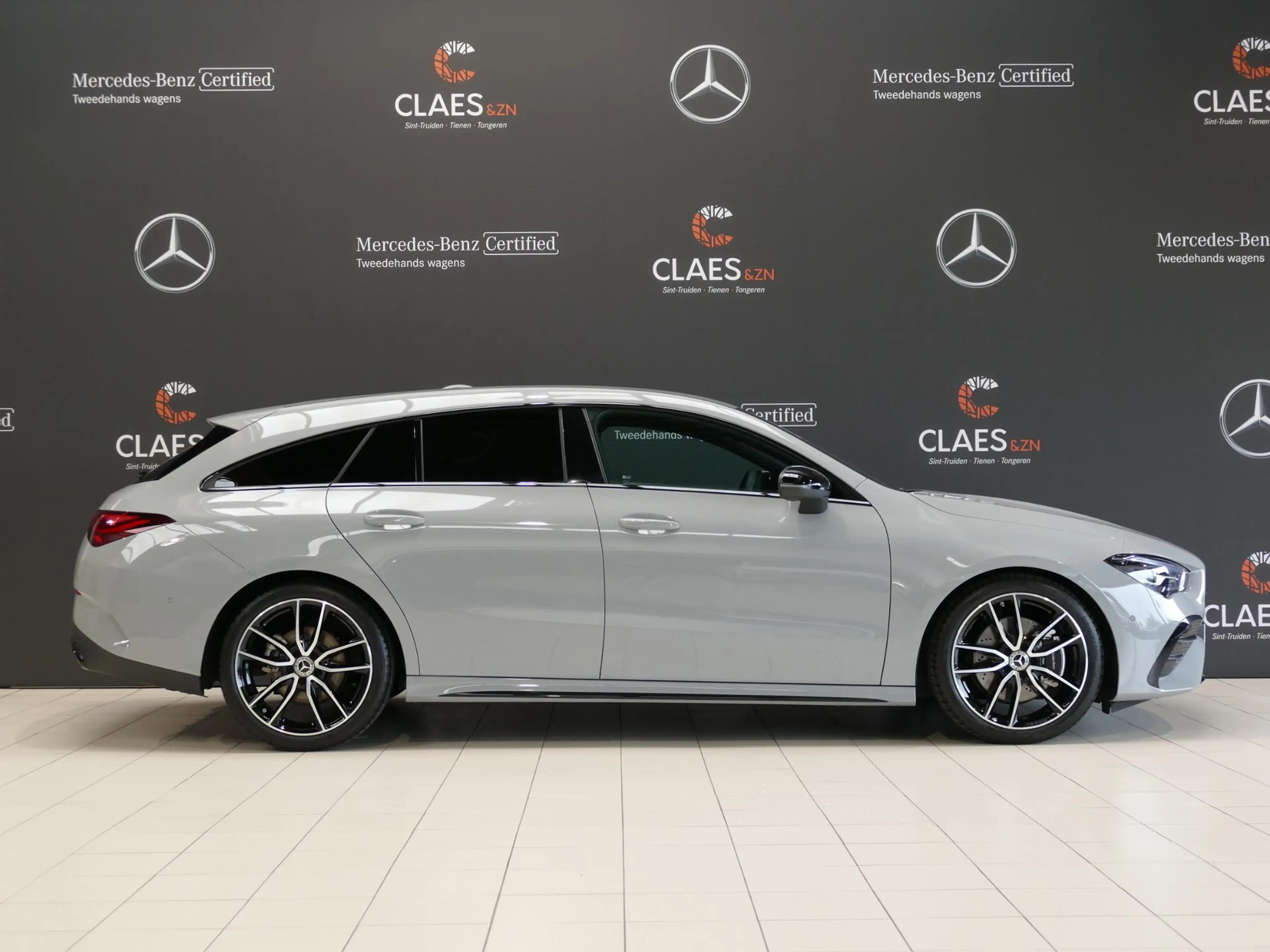 Mercedes-Benz CLA 200 Shooting Brake AMG Line - DOS 8829 — photo 4