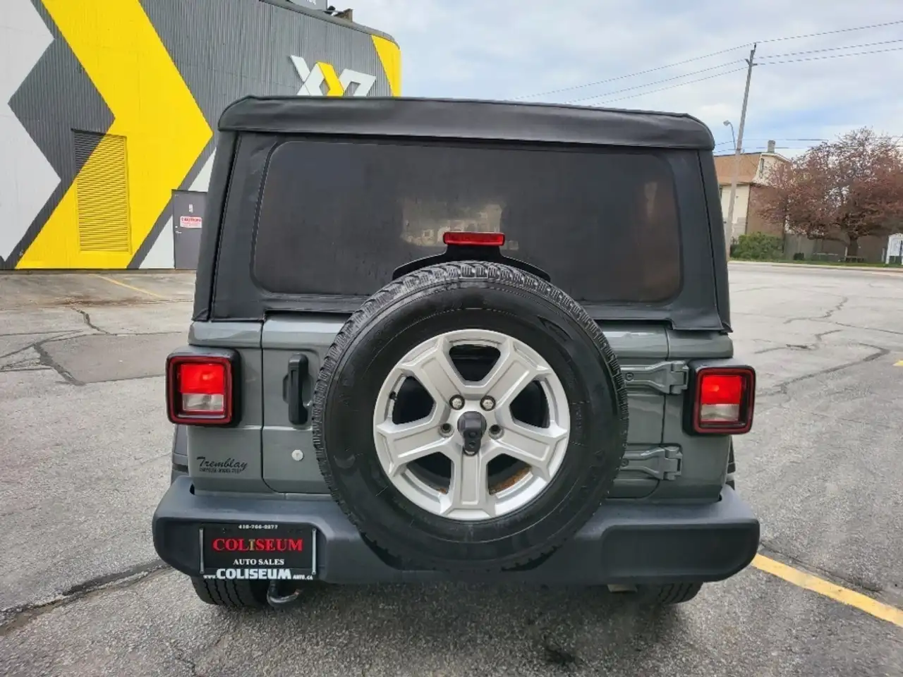 Jeep Wrangler снимка Jeep Wrangler