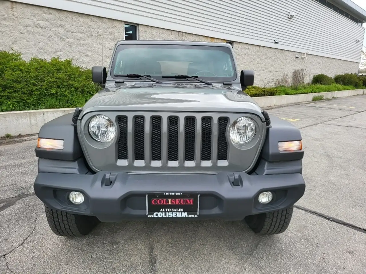 Jeep Wrangler снимка Jeep Wrangler
