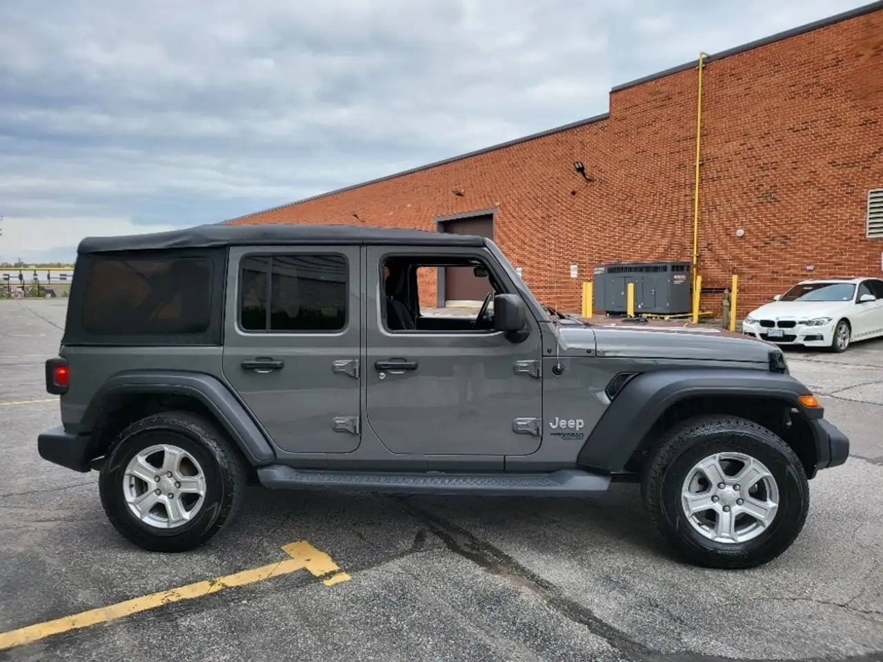 Jeep Wrangler снимка Jeep Wrangler