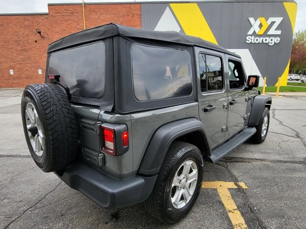 Jeep Wrangler снимка Jeep Wrangler