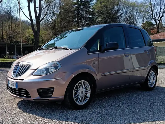 Lancia MUSA 1.3 mjt Gold c/c.traz.,esp s&s 95cv