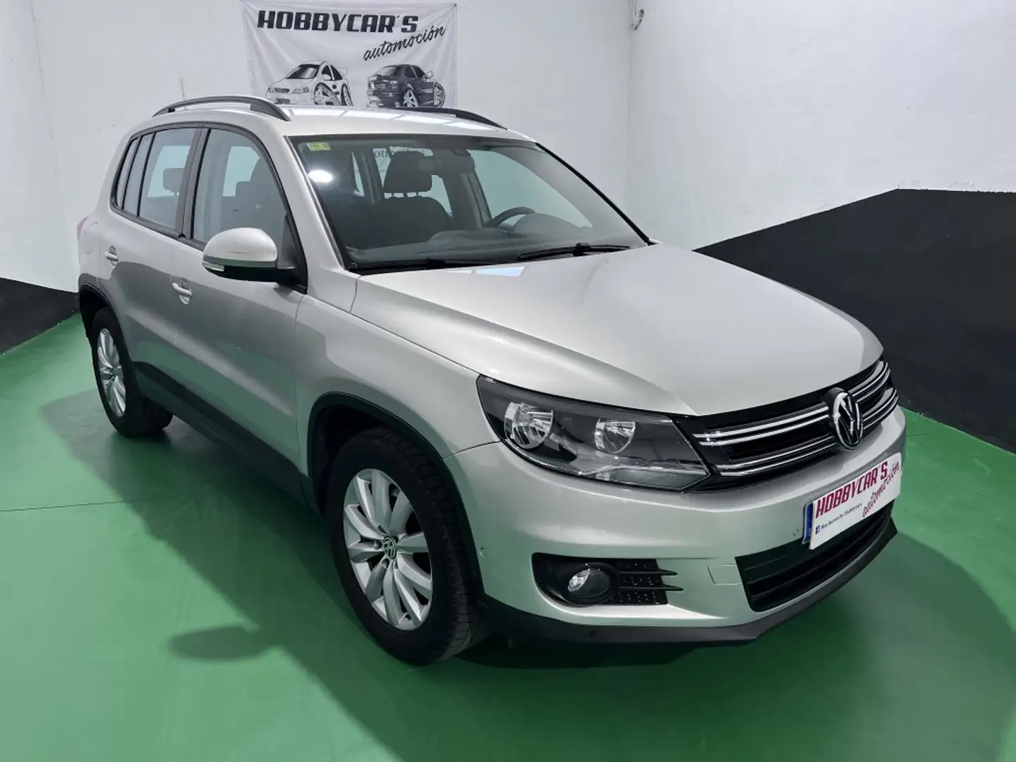 Volkswagen Tiguan 2.0TDI BMT T1 4x2 110 Grau - 2