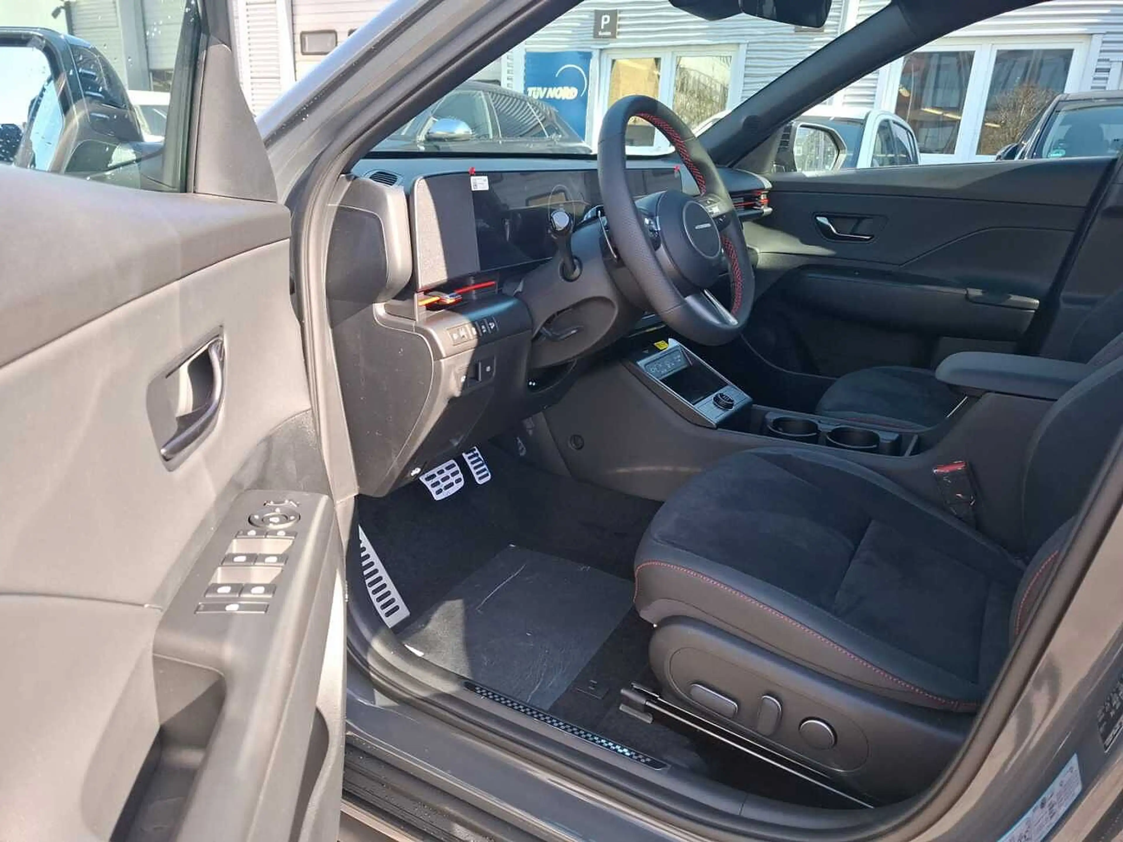 Hyundai KONA 1.6 T-GDI DCT N Line X 'Glasdach' — photo 7