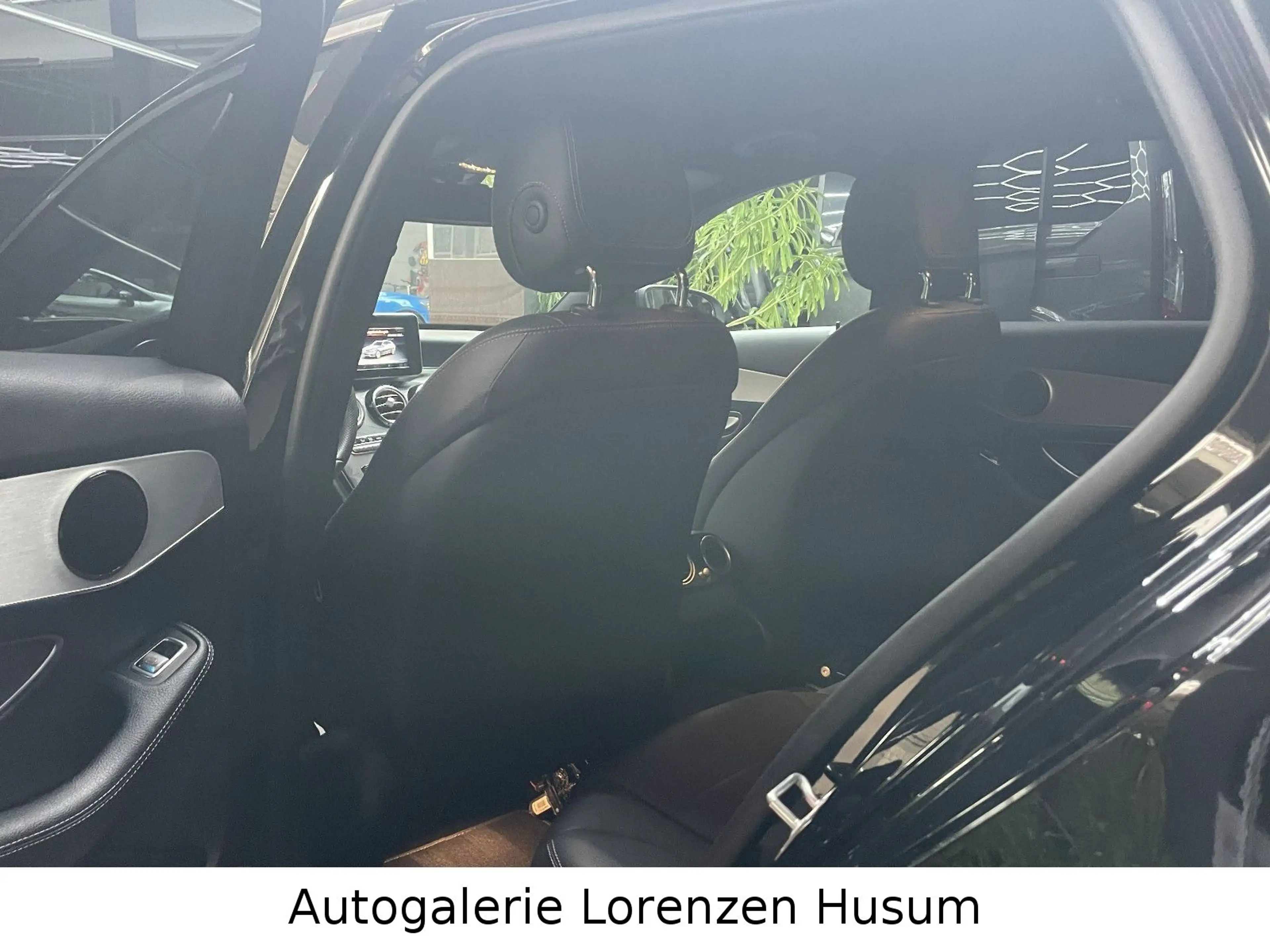 Mercedes-Benz C 220 d T-Modell / AMG-LINE / LED / SCHECKHEFT — photo 11