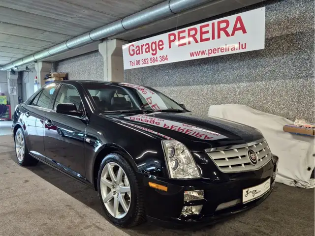 Cadillac STS 4.6 V8 HEAD UP BOSE CUIR NAVI EUROPA COC