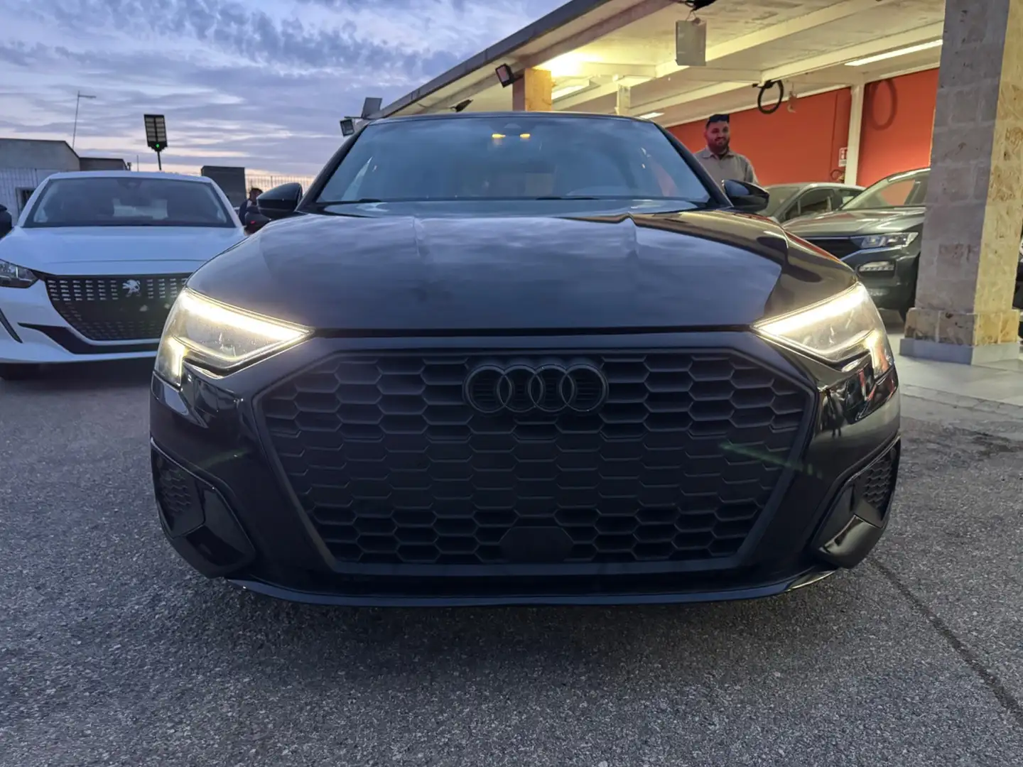 Audi A3 Audi A3 35 TDI Stronic Total Black led matrix Nero - 2