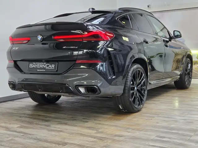 BMW X6 view 6