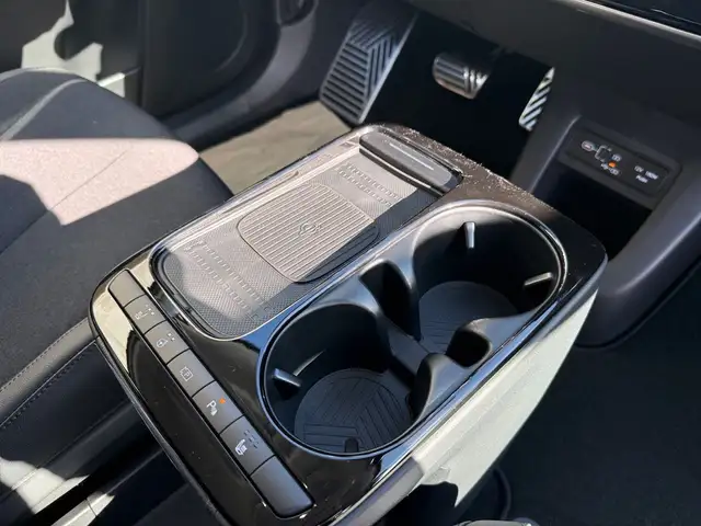 Hyundai Ioniq 5 view 15