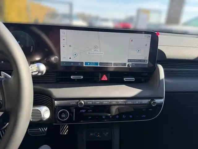Hyundai Ioniq 5 view 9