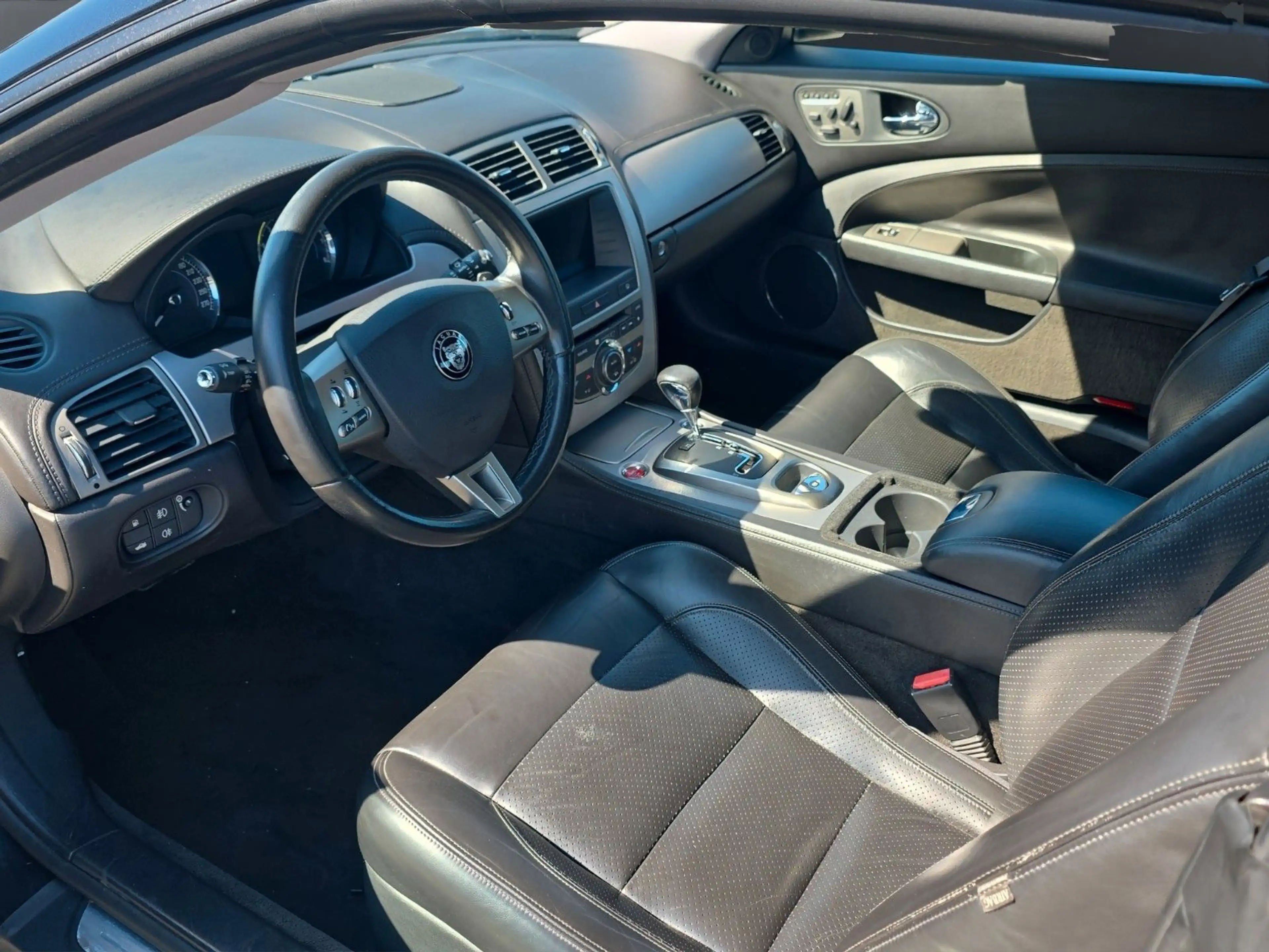Jaguar XK Cabriolet 4.2 V8*PDC*Memory*Navi*Leder*Xenon — photo 11