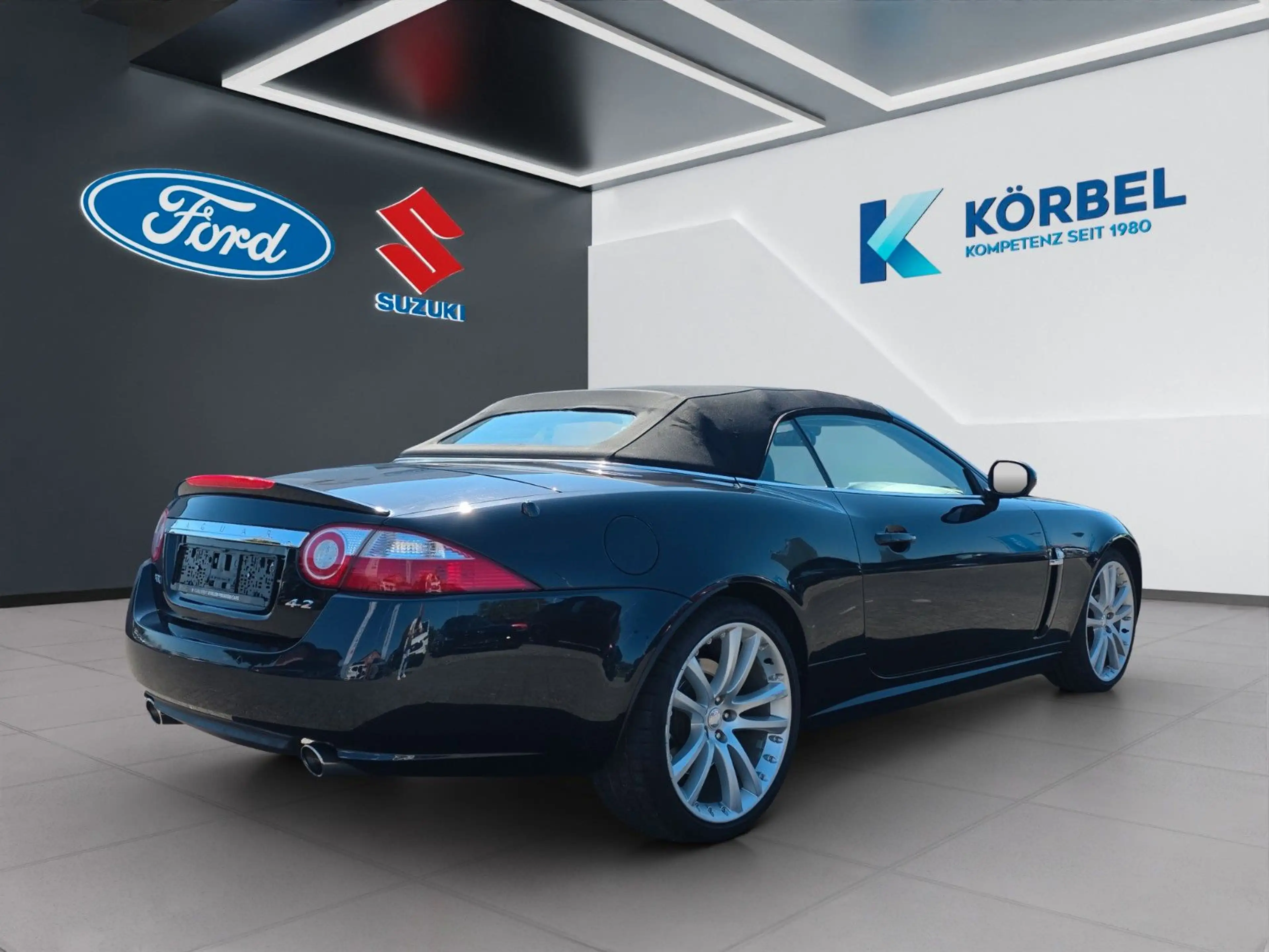 Jaguar XK Cabriolet 4.2 V8*PDC*Memory*Navi*Leder*Xenon — photo 6