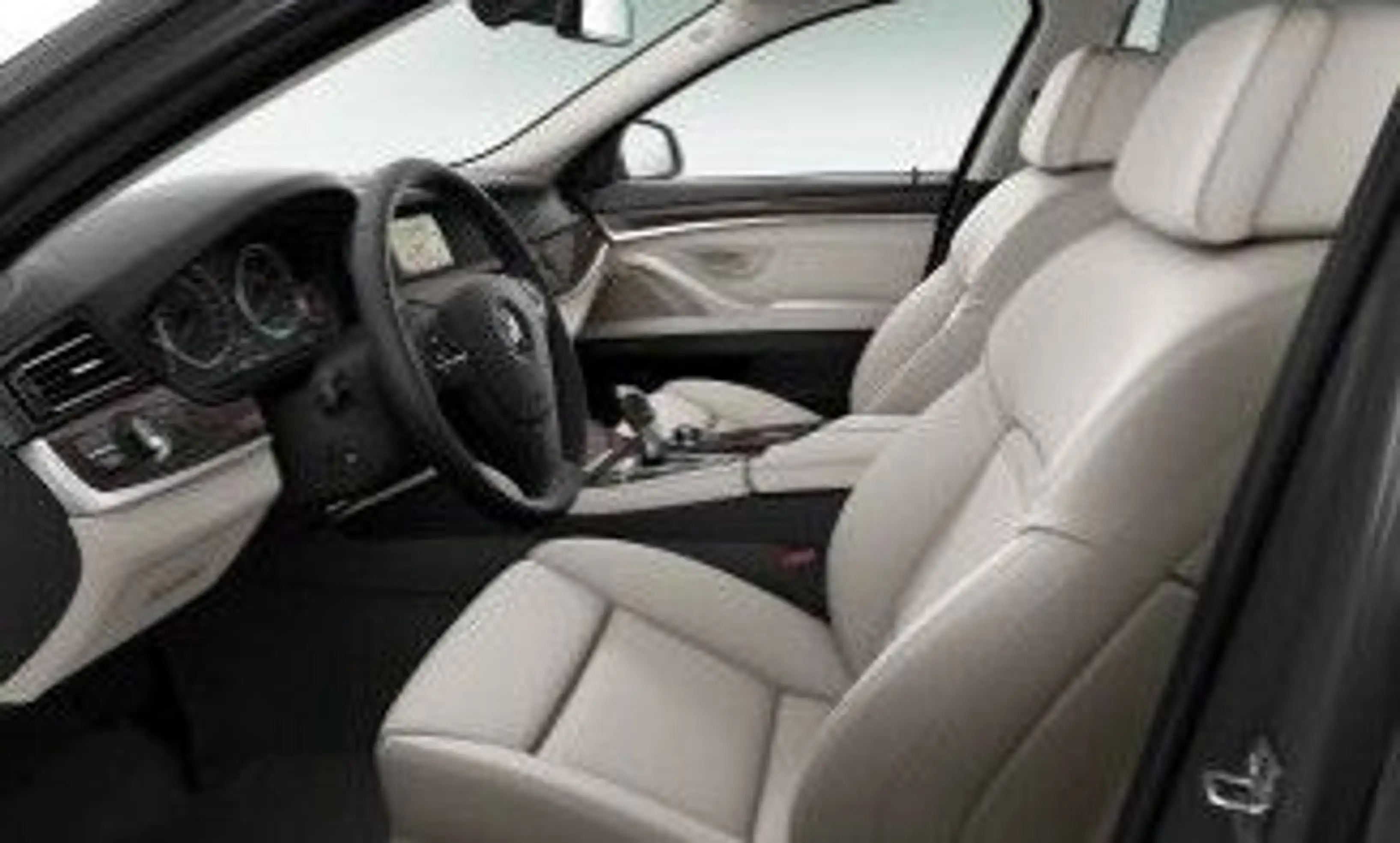 BMW 530 d/Aut/NaviBus/KomfortStz/Xenon/HIFI/1-Hand — photo 2