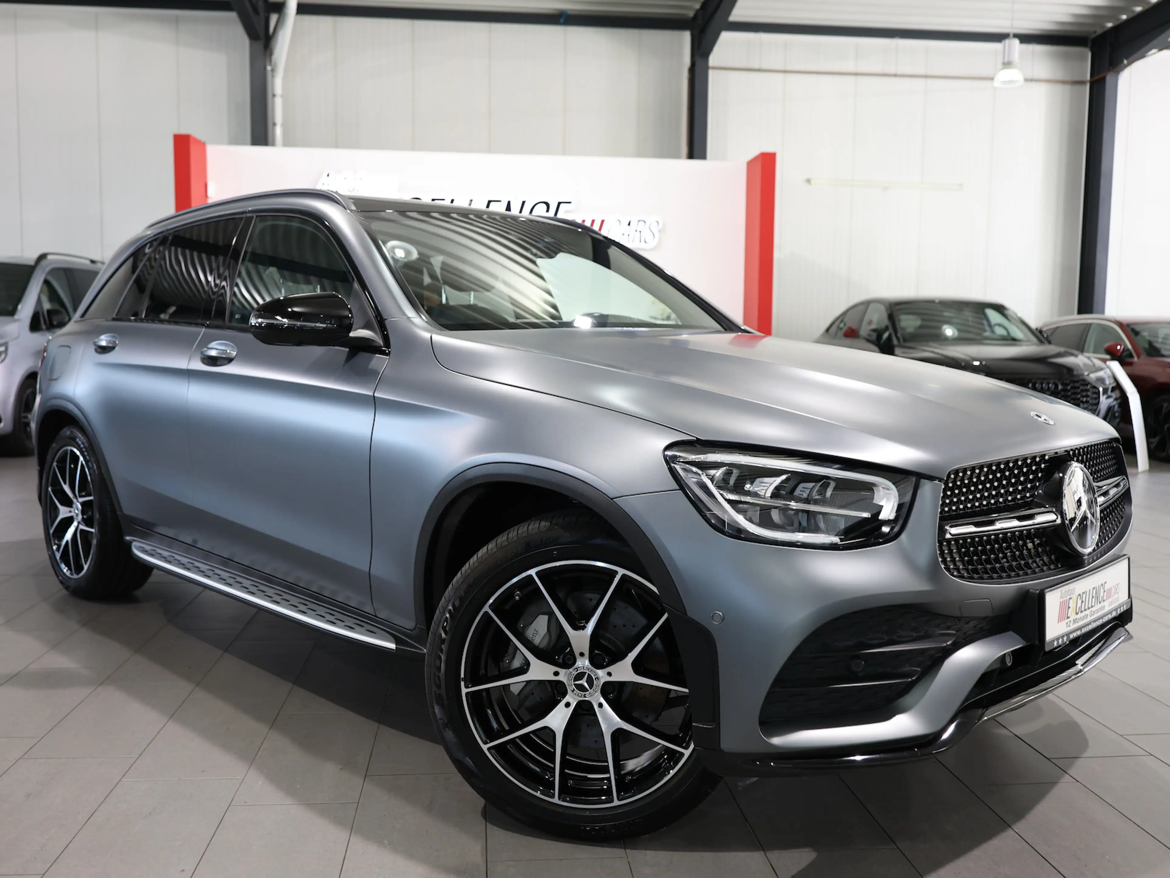 Mercedes-Benz GLC 220 d 4Matic AMG-LINE-PLUS MATT / PANORAMA — photo 2