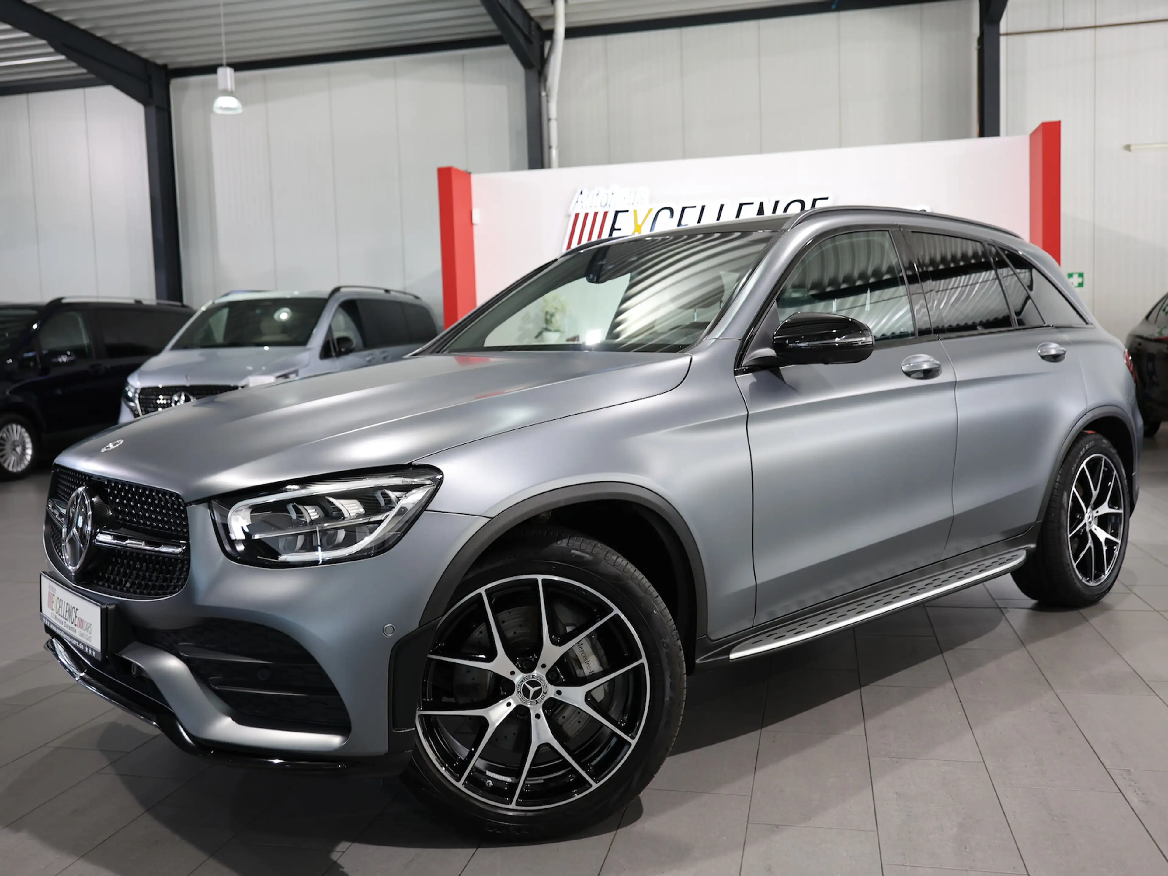 Mercedes-Benz GLC 220 d 4Matic AMG-LINE-PLUS MATT / PANORAMA — photo 5