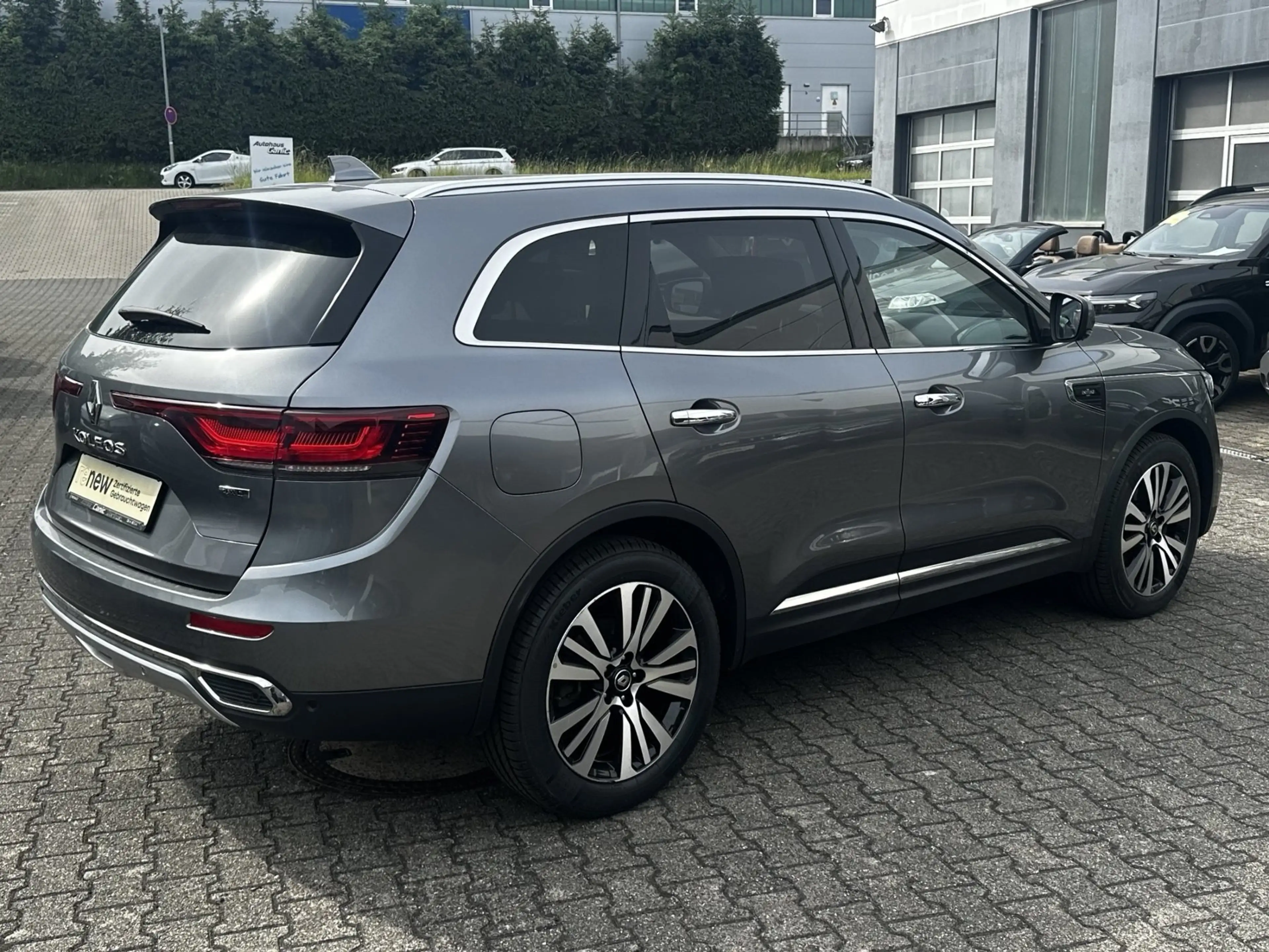 Renault Koleos Initiale Paris dCi 185 4x4 — photo 4