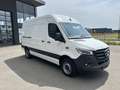 Mercedes-Benz Sprinter 317 CDI L2 H2 PRO / LED / MBUX 10.25 / Navigatie / Wit - thumbnail 3