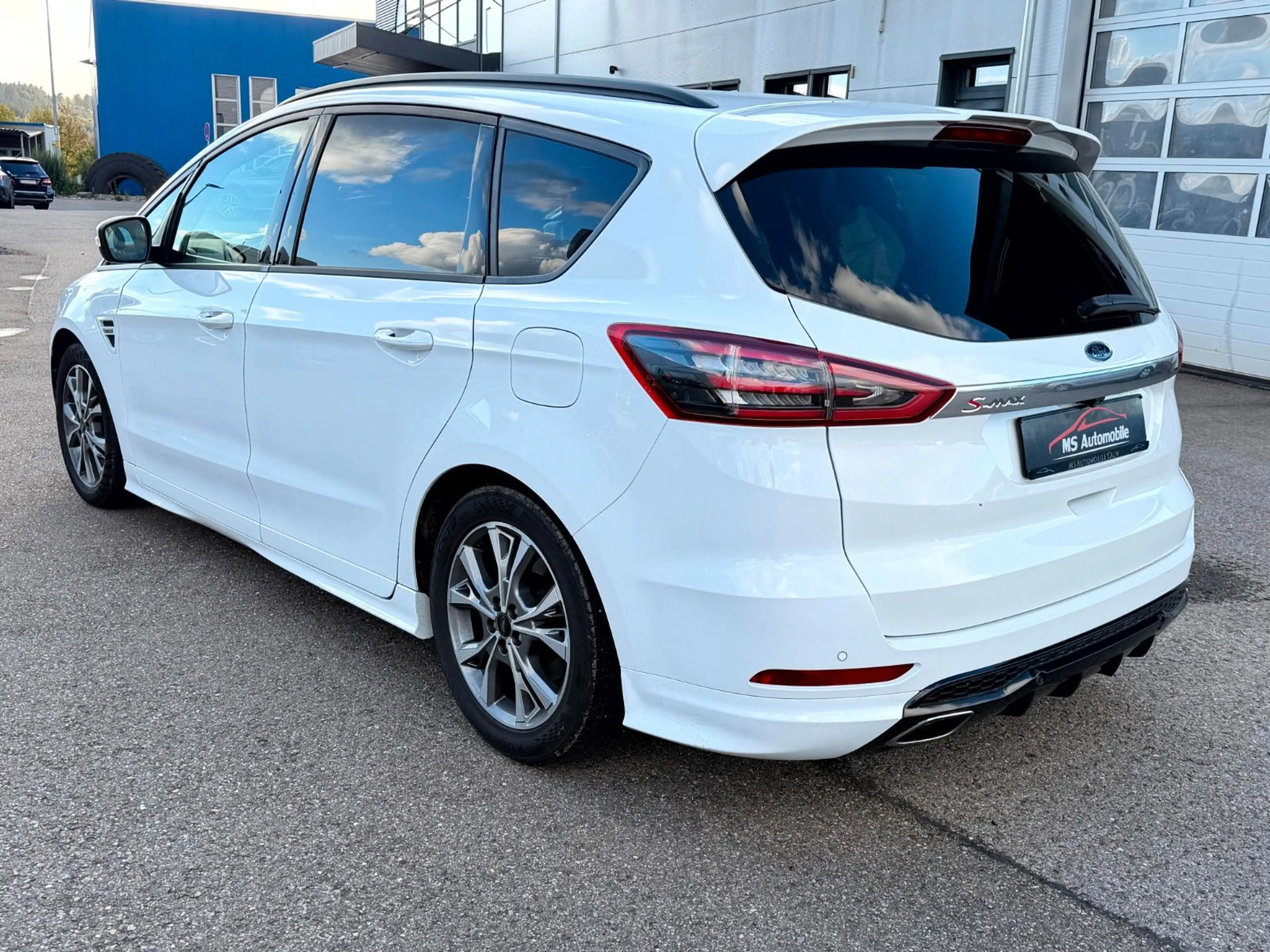 Ford S-Max 2.0 EcoBlue ST-Line Navi_Kamera_AHK — photo 4