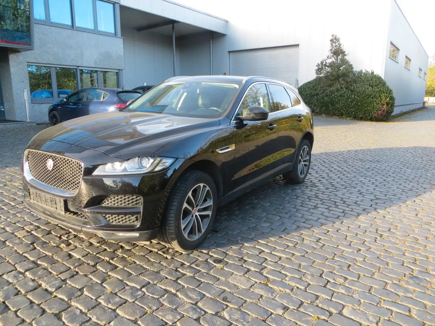 Jaguar F-Pace F-PACE Prestige AWD Noir - 1