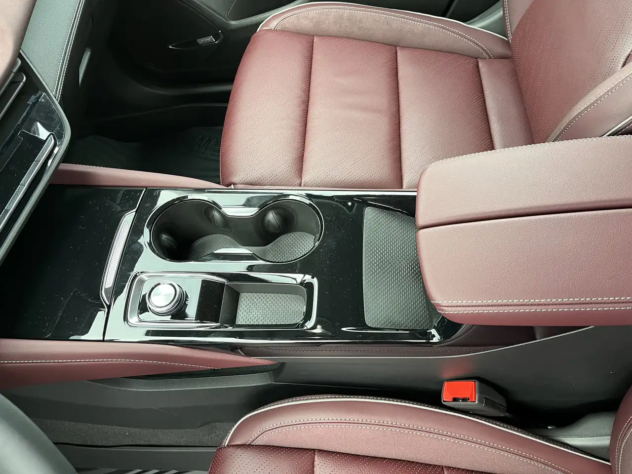 Buick Envision снимка Buick Envision