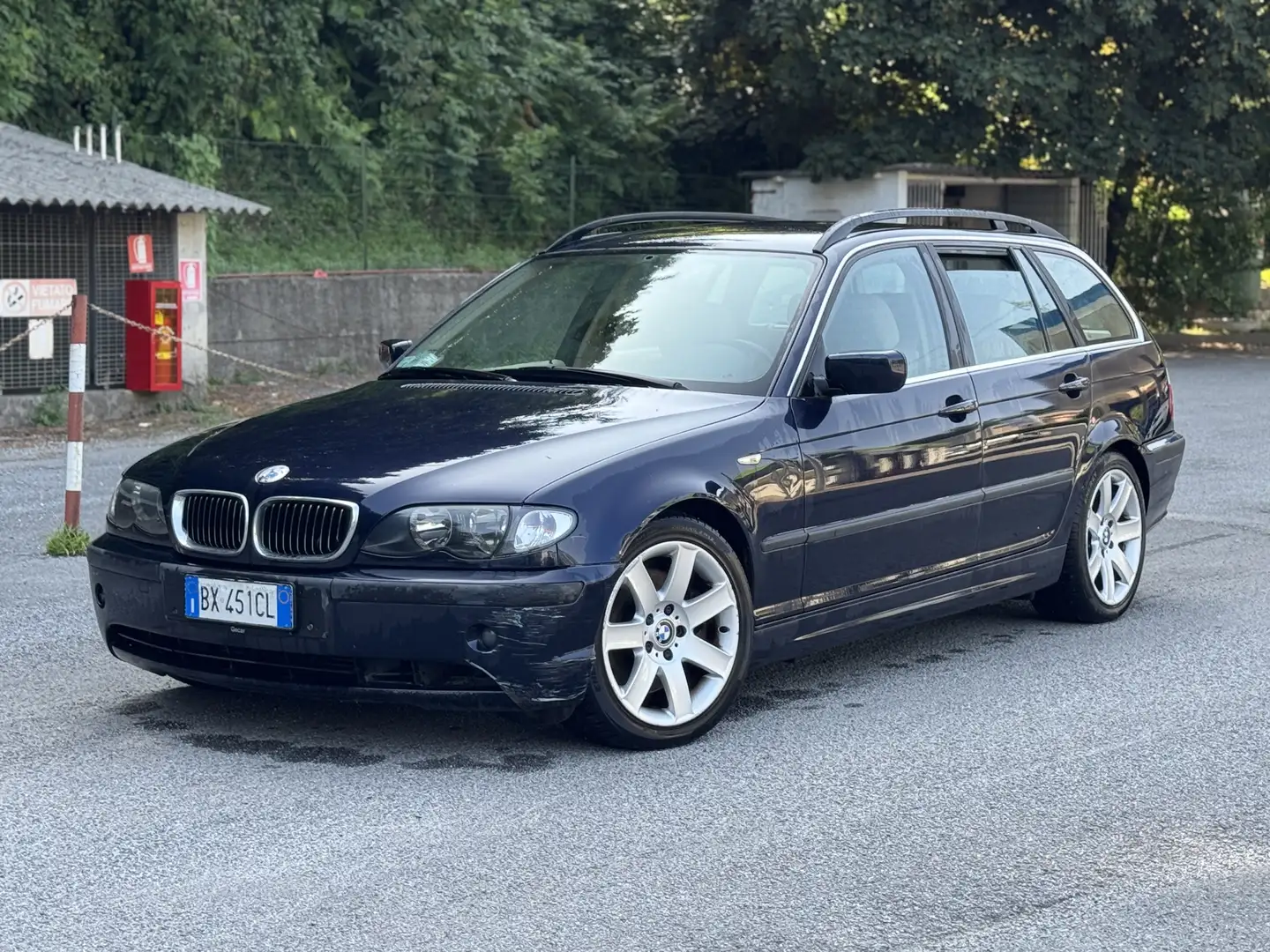 BMW 330 330d Touring FL - 1