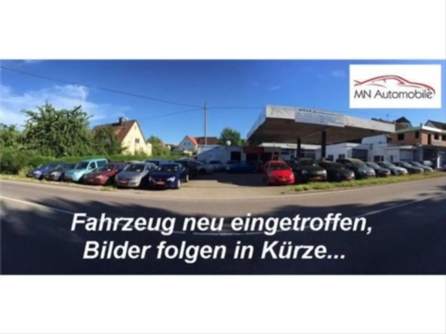 Nissan Qashqai+2 2.0 4x4 Acenta"AUTOM"KAMERA"NAVI"PANO"AHK"7-SITZER Weiß - 1