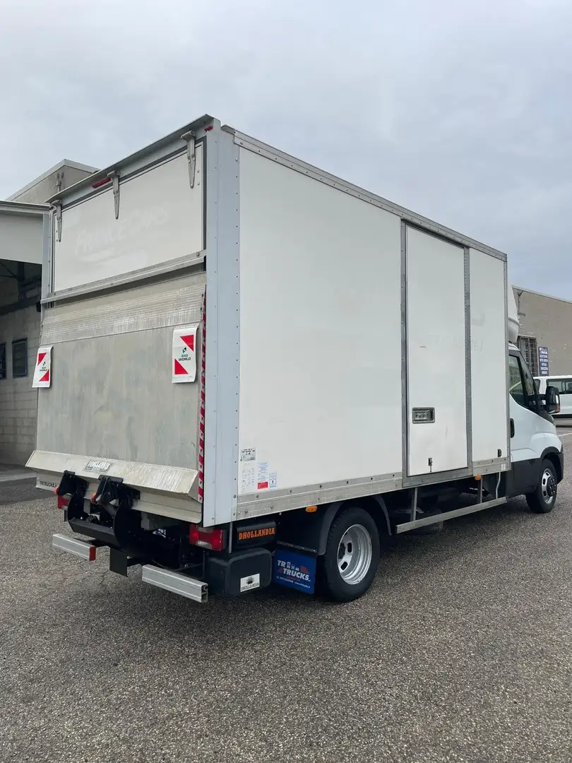 Iveco Daily 35C16 con sponda Blanco - 2