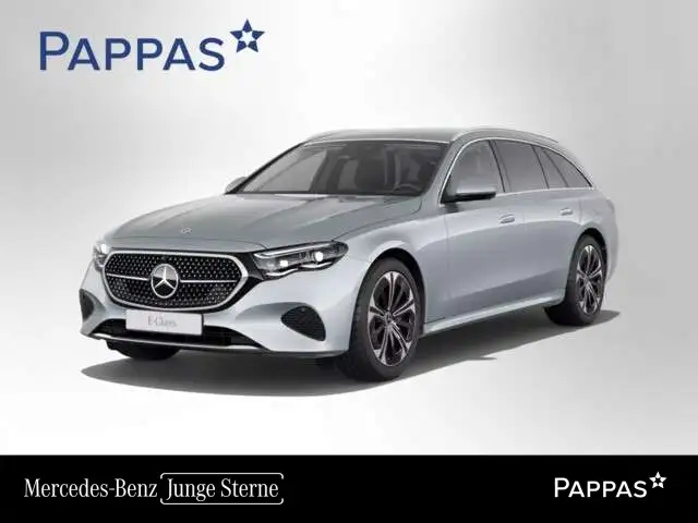 Mercedes-Benz E 300 de 4MATIC T-Modell mit EQ Hybrid Technologie Öster