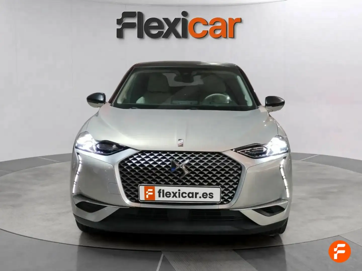DS Automobiles DS 3 50 kW/h LAPREMIERE Auto Grau - 1