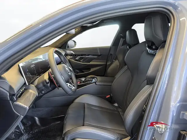 BMW M5 view 10